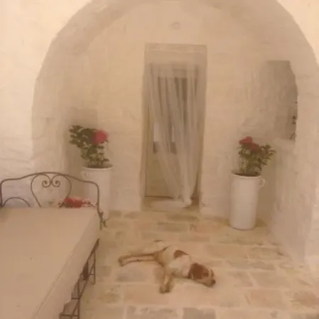 Borgo Trulli 1789, Residenze Storiche Дом отдыха Остуни